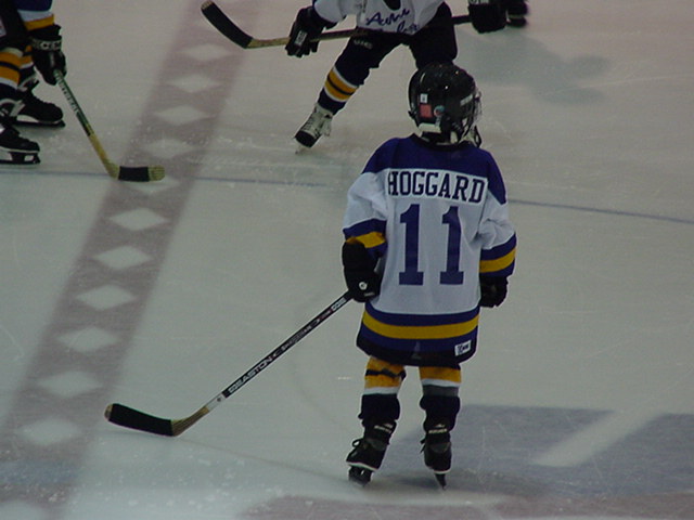 clay waiting for faceoff.JPG (54817 bytes)